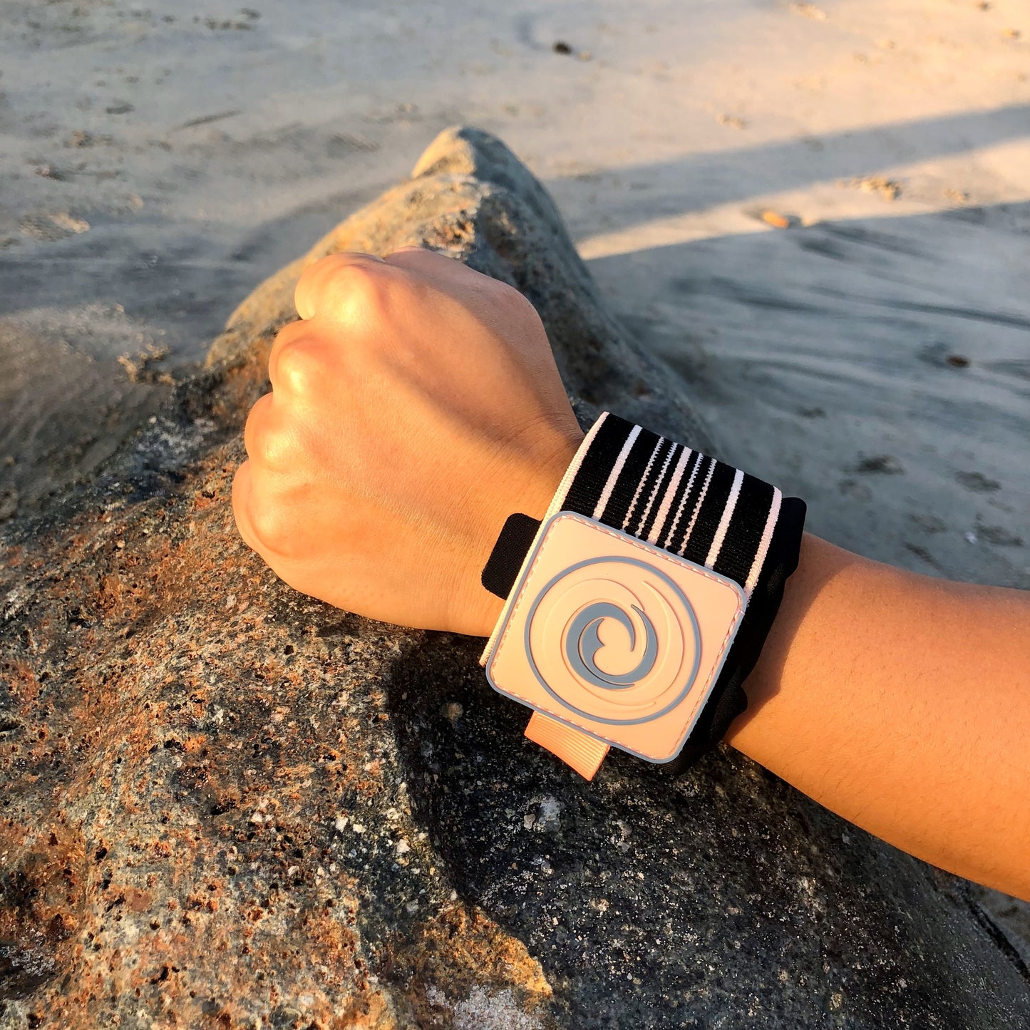 The Watertight Wristband Phone Pouch - Limited introductory offer: $9.95/unit (min 10 pcs) - stock ready now!-9